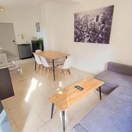 Cozy Beach Apt / 100 Mbit+ Netflix / Near Airport Larnaca Dış mekan fotoğraf